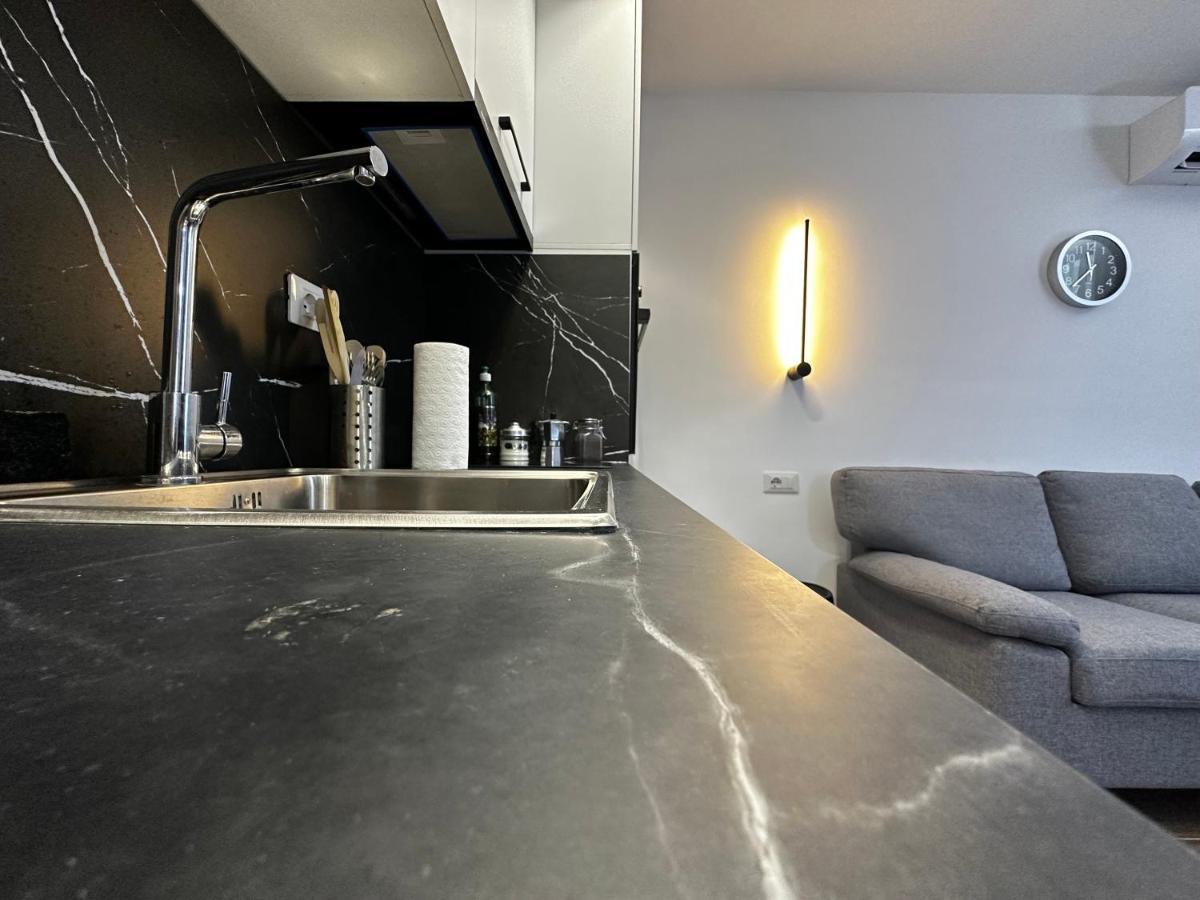 Alvi Apartment Тирана Экстерьер фото